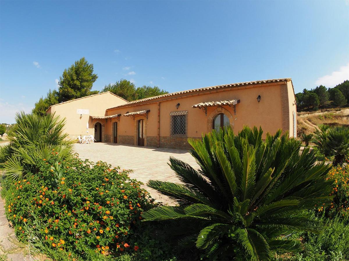 Agriturismo Il Drago Piazza Armerina Dış mekan fotoğraf